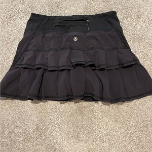 Lululemon running skirt size 2